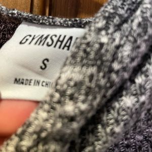 Grey cropped long sleeve shirt